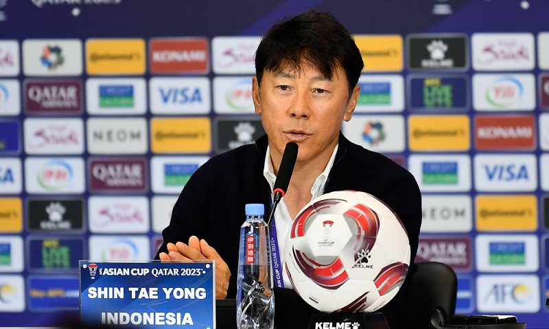 Shin Tae Yong: ‘Chuyện chưa xong đâu, tôi sẽ khiến trọng tài thiên vị Qatar phải mất việc’